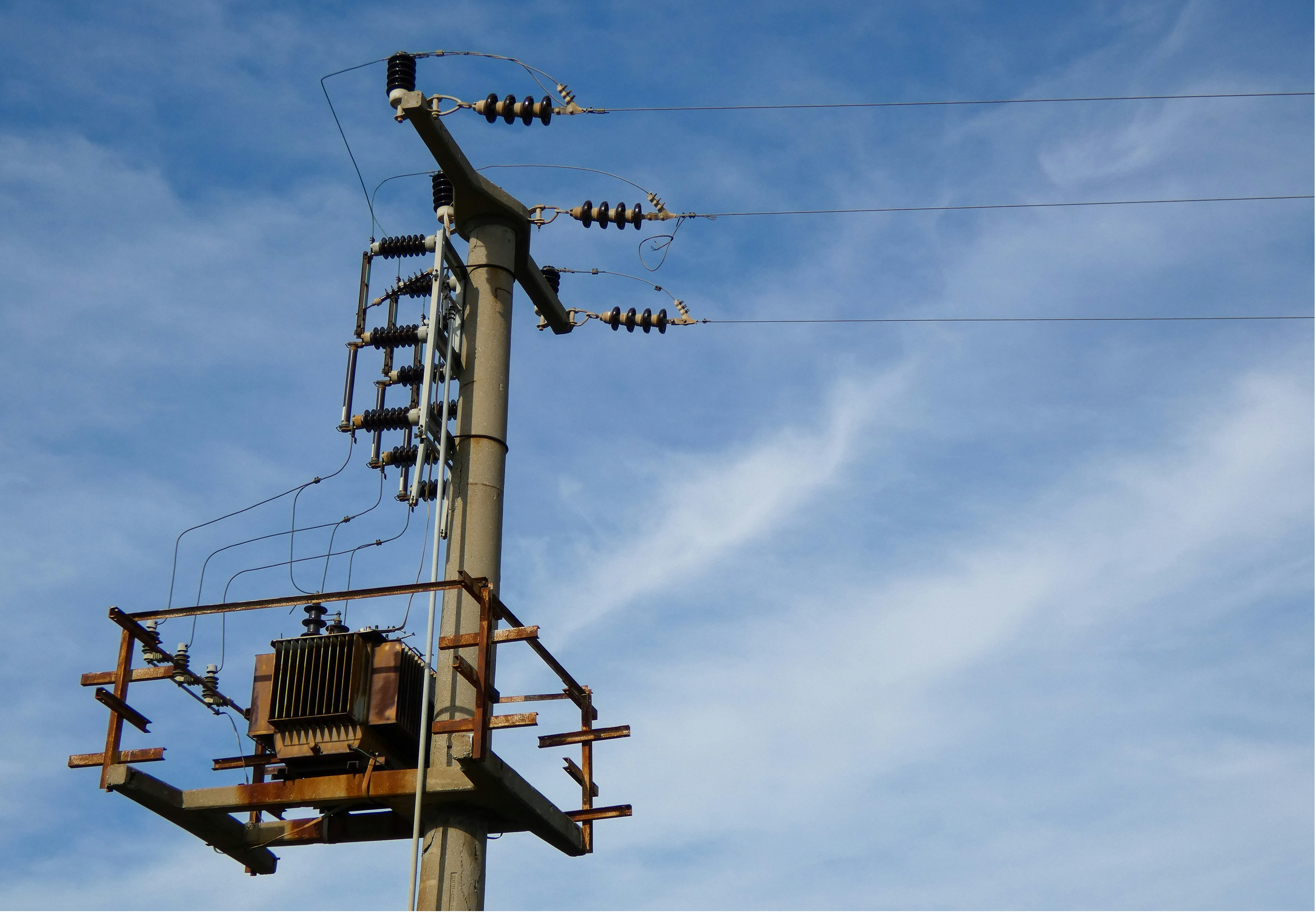 Oil-immersed transformer Oil-immersed transformer