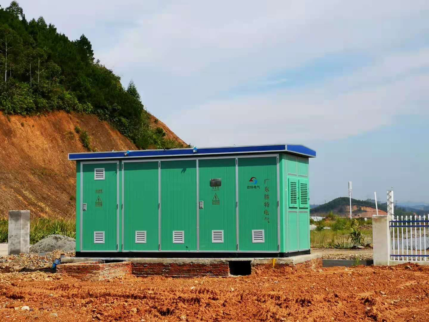 European-style Box Type Transformer Installation In Community In Guangxi (7)