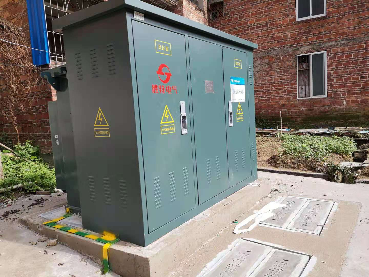 European-style Box Type Transformer Installation In Community In Guangxi (3)