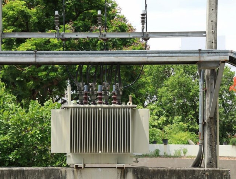 Best Outdoor Type Transformers for Utility and Commercial Use