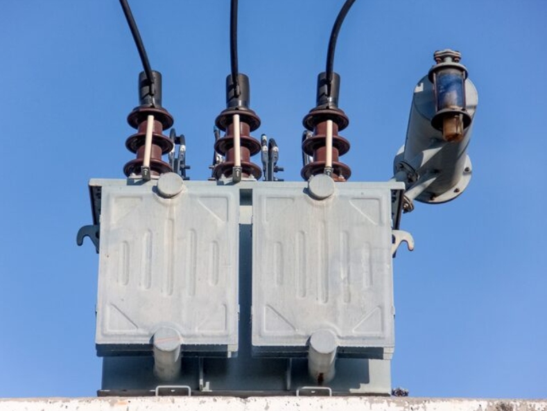 Distribution Transformers: How They Work and Where They Are Used？