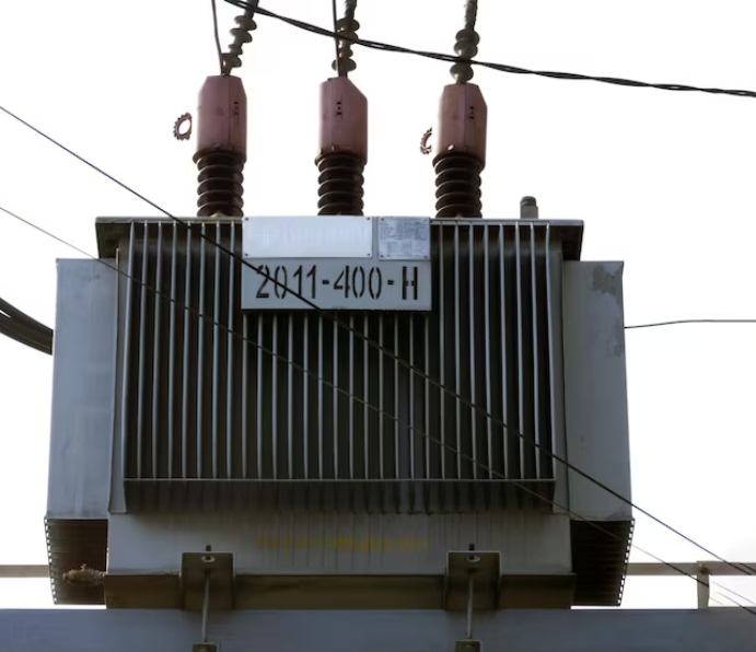 How Do Three-Phase Transformers Work in Power Networks
