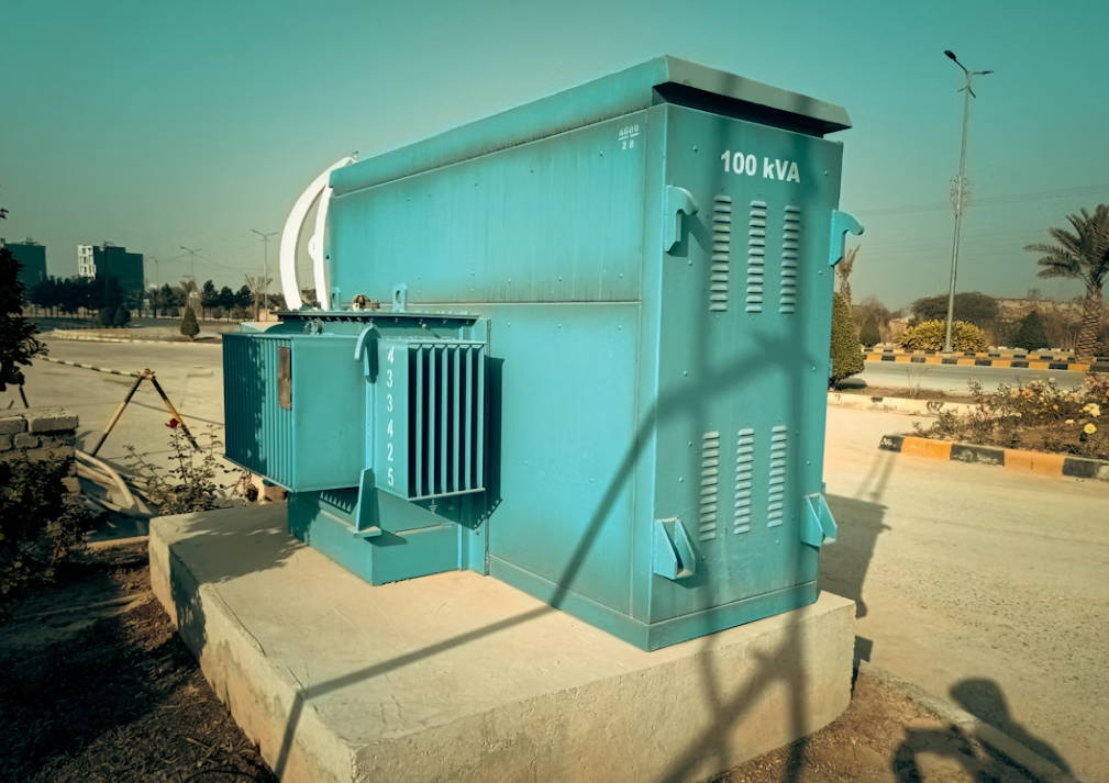 Substation Transformer vs. Distribution Transformer Key Differences You Should Know.jpg
